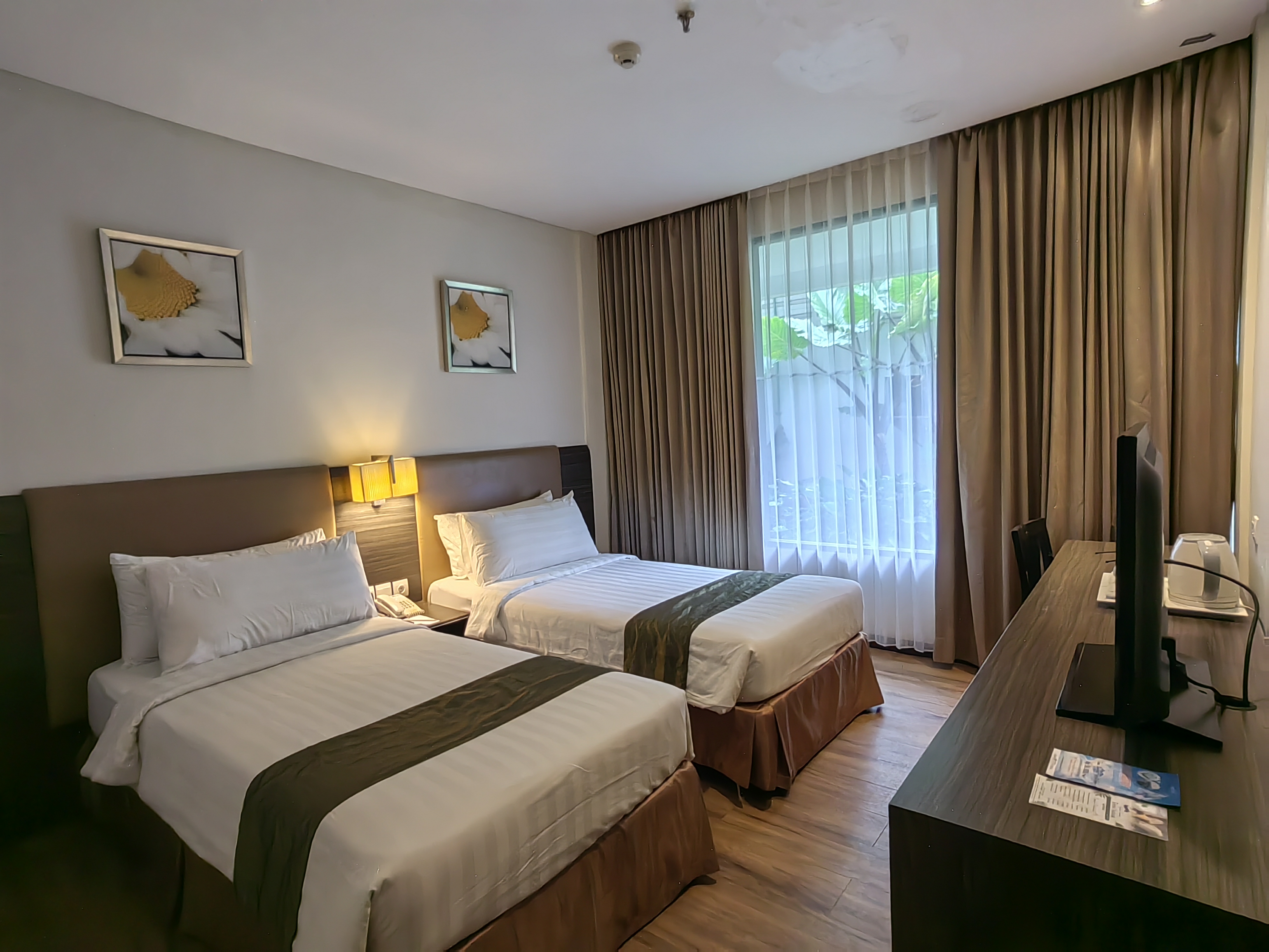Room Photo 1